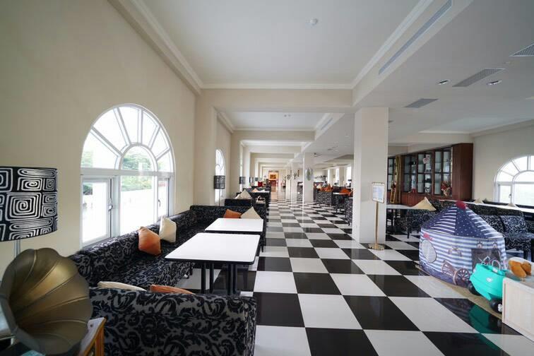 Empire Pacific Castle Hotell Yangmei Eksteriør bilde