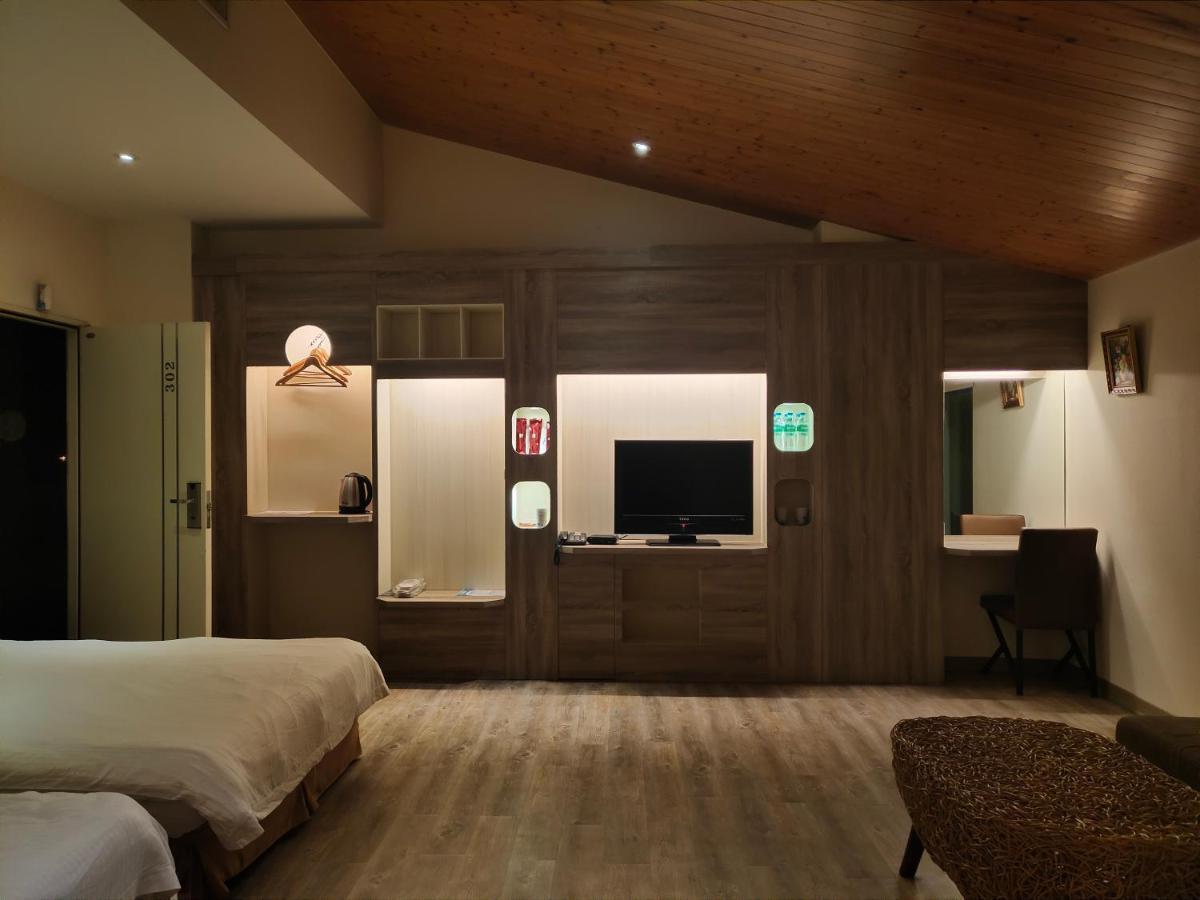 Empire Pacific Castle Hotell Yangmei Eksteriør bilde